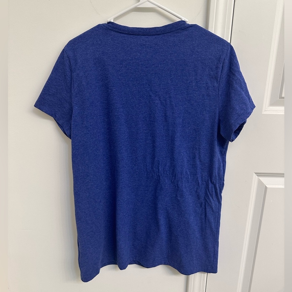 The North Face Navy V-Neck Tee with Multicolor Logo - Picture 2 of 2
